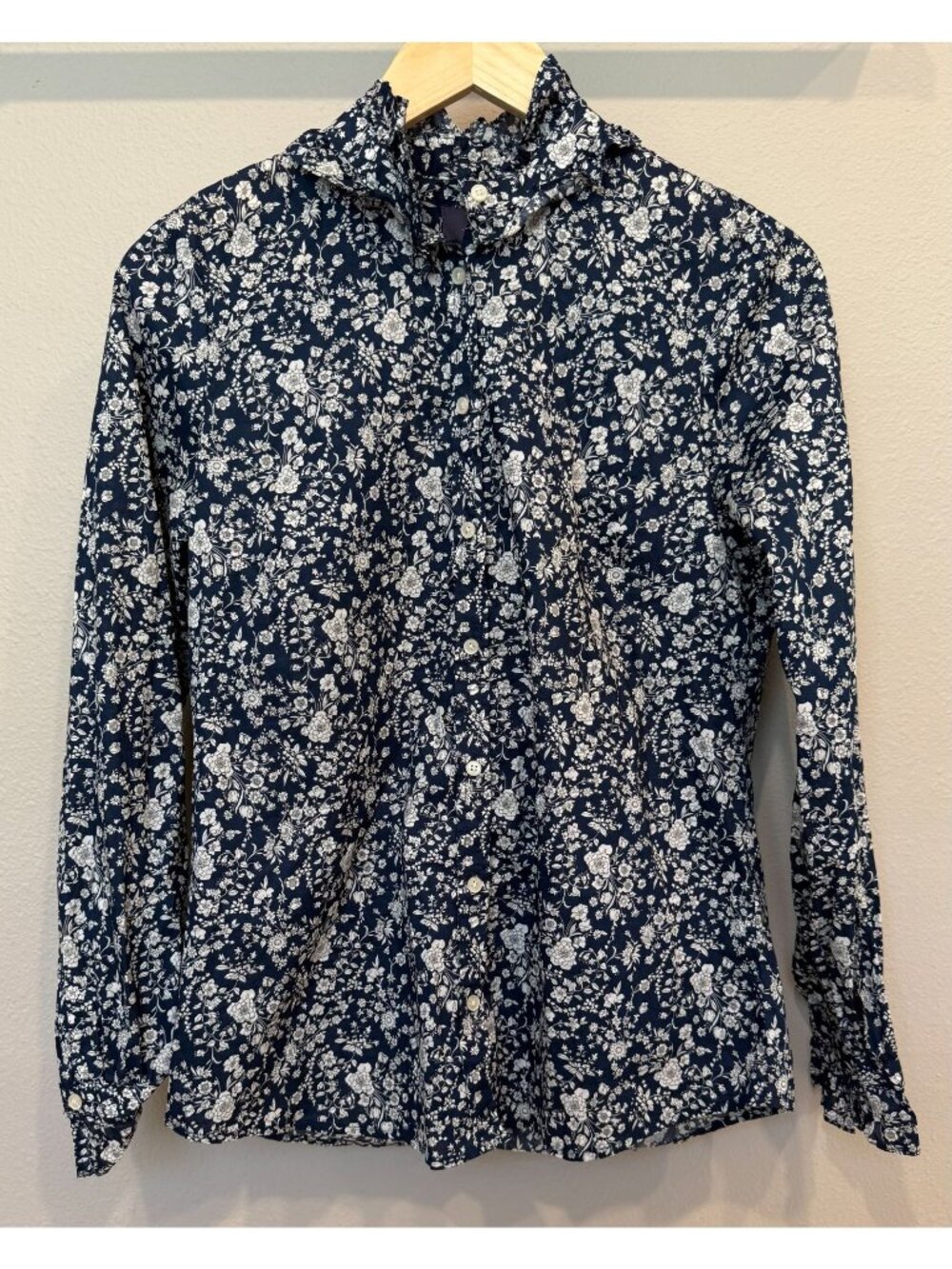 J. Crew Liberty Fabric Floral Button Up Ruffle Collar Blouse Small Long Sleeve